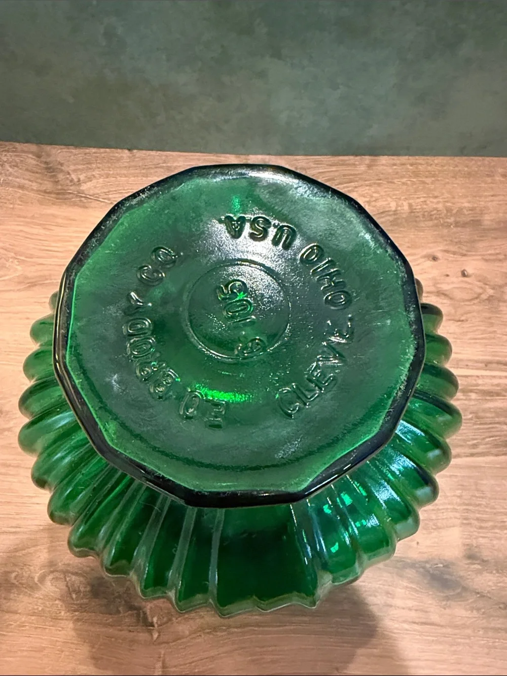 E O Brody Green Ribbed Glass Decorative Vase